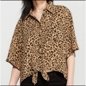 🌵 Sanctuary Leopard Print Tie Front Button Down Shirt - Size S